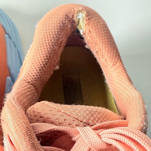 Hoka Gaviota 4 Women's Everyday Running Shoes Shell Coral / Peach Parfait 8.5 - Picture 5 of 12